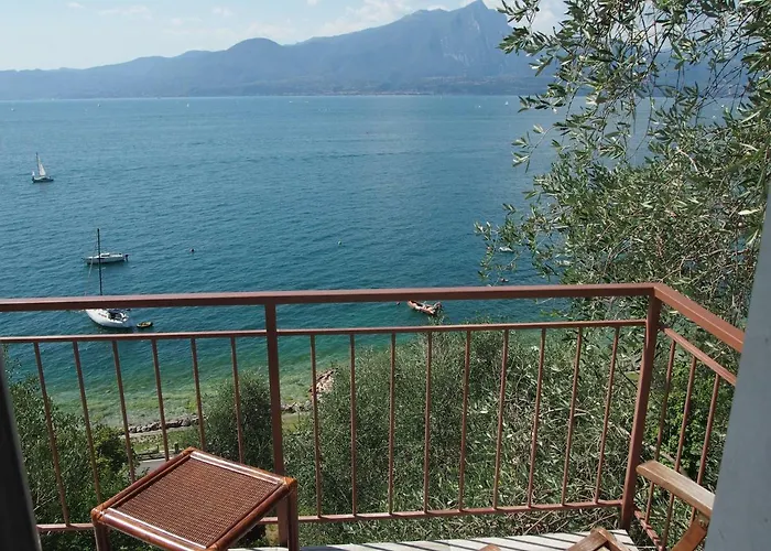 Semesterbostad Casapi' Torri Del Benaco